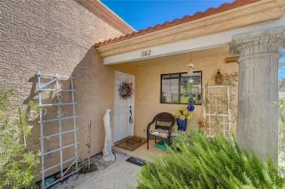 Photo #2: 2608846 Listing