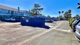 Photo #5: 2608883 Listing