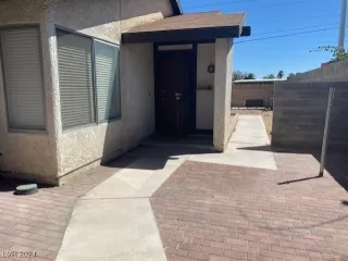 Photo #1: 2608905 Listing 