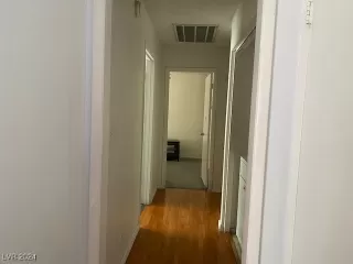 Photo #5: 2608905 Listing 