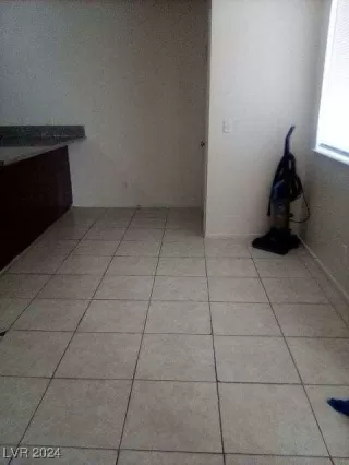 Photo #6: 2608913 Listing 