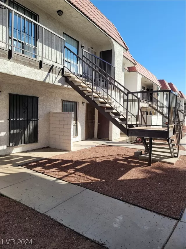 MLS: 2608916 Condo For Sale