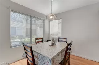 Photo #3: 2608950 Listing