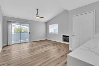 Photo #2: 2609008 Listing