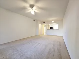 Photo #1: 2609038 Listing 