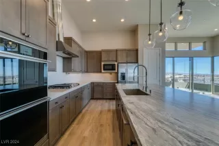 Photo #6: 2609059 Listing 