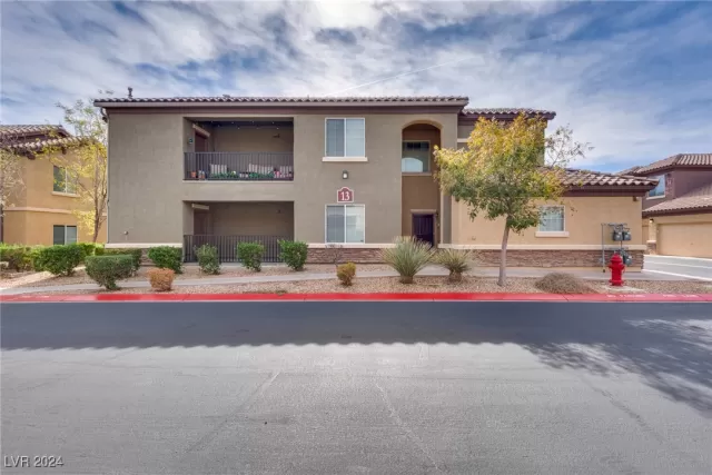 MLS: 2609092 Condo For Sale