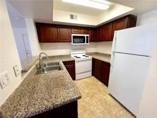 Photo #1: 2609131 Listing 