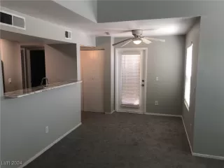 Photo #1: 2609139 Listing 