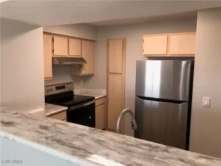 Photo #2: 2609139 Listing 