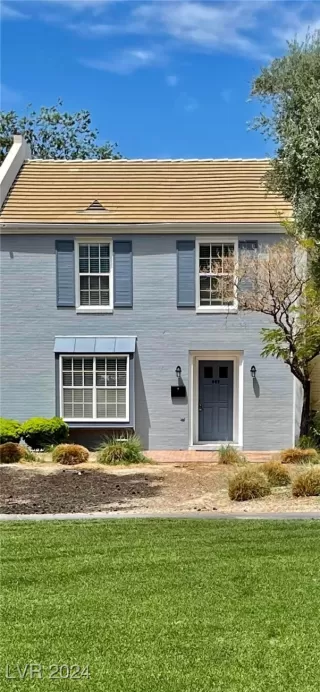 Photo #2: 2609141 Listing 