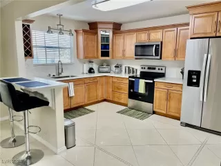 Photo #5: 2609141 Listing 