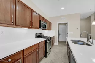 Photo #3: 2609152 Listing 