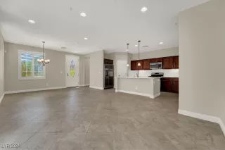 Photo #4: 2609152 Listing 