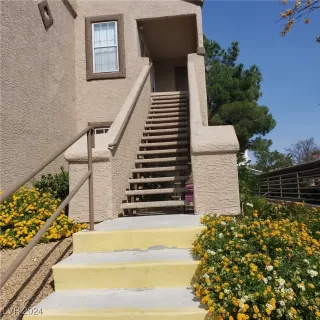 Photo #1: 2609170 Listing 