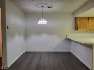 Photo #3: 2609170 Listing 