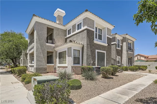 MLS: 2609192 Condo For Sale