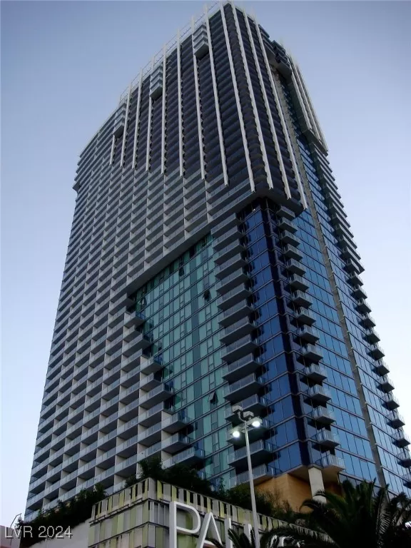 MLS: 2609196 Condo For Sale