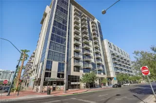 Photo #1: 2609233 Listing