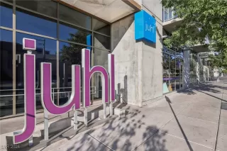 Photo #3: 2609233 Listing