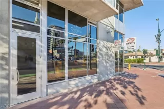 Photo #4: 2609233 Listing