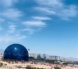 Photo #2: 2609263 Listing