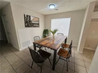 Photo #2: 2609271 Listing