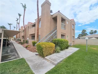 Photo #4: 2609271 Listing