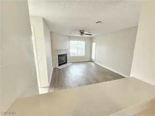 Photo #6: 2609271 Listing