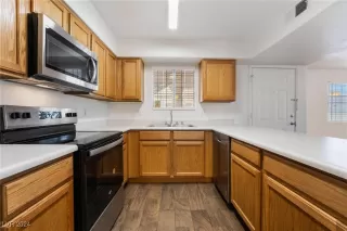 Photo #4: 2609278 Listing