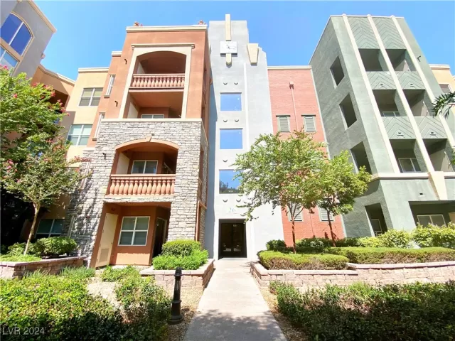 MLS: 2609286 Condo For Sale