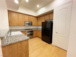 Photo #1: 2609286 Listing 