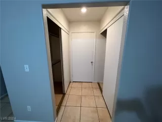 Photo #5: 2609315 Listing 