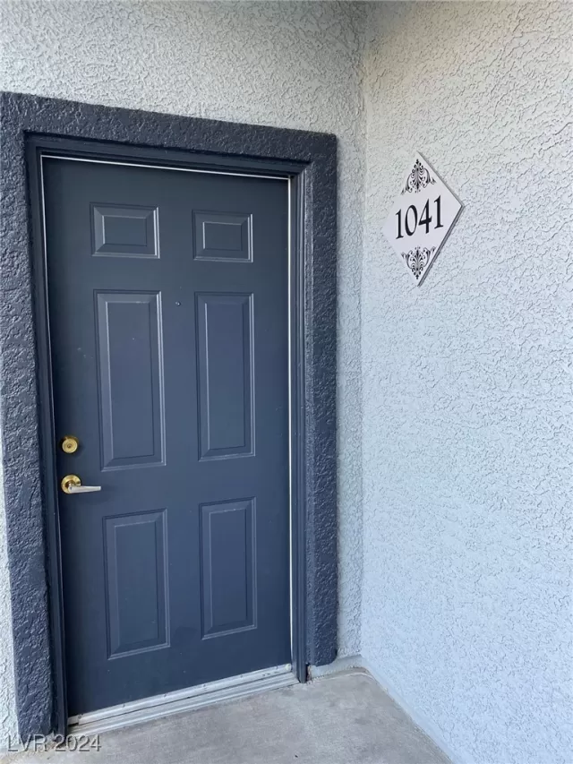 MLS: 2609317 Condo For Sale