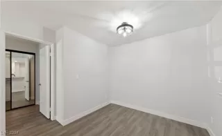 Photo #3: 2609334 Listing 