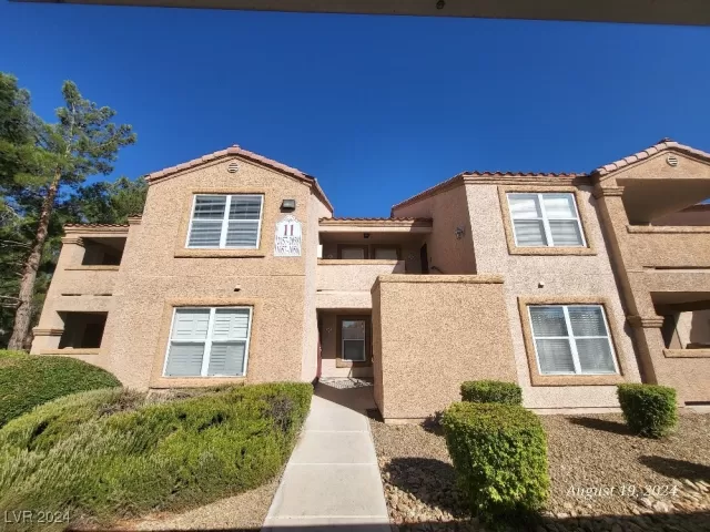 MLS: 2609356 Condo For Sale