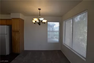 Photo #4: 2609366 Listing