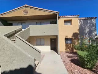 Photo #1: 2609372 Listing 