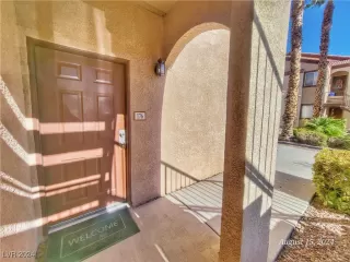 Photo #1: 2609373 Listing