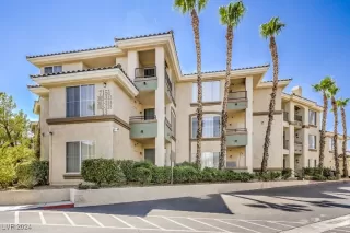 Photo #1: 2609385 Listing