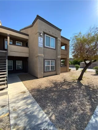 Photo #2: 2609396 Listing 