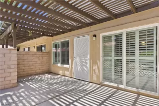 Photo #3: 2609428 Listing