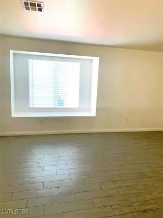 Photo #4: 2609439 Listing 