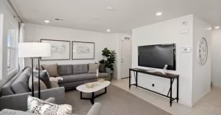 Photo #3: 2609457 Listing