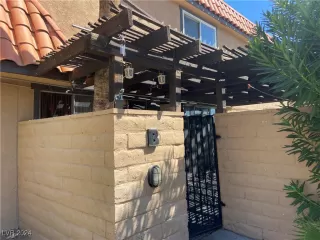 Photo #1: 2609464 Listing