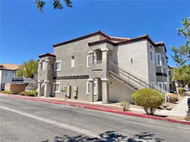 MLS: 2609490 Condo For Sale