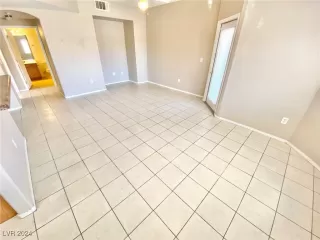 Photo #2: 2609490 Listing 