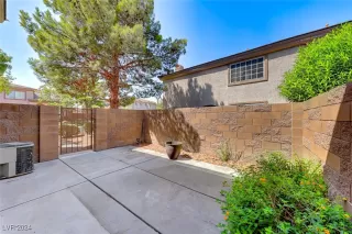 Photo #3: 2609495 Listing 