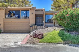 Photo #1: 2609508 Listing