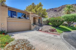 Photo #4: 2609508 Listing